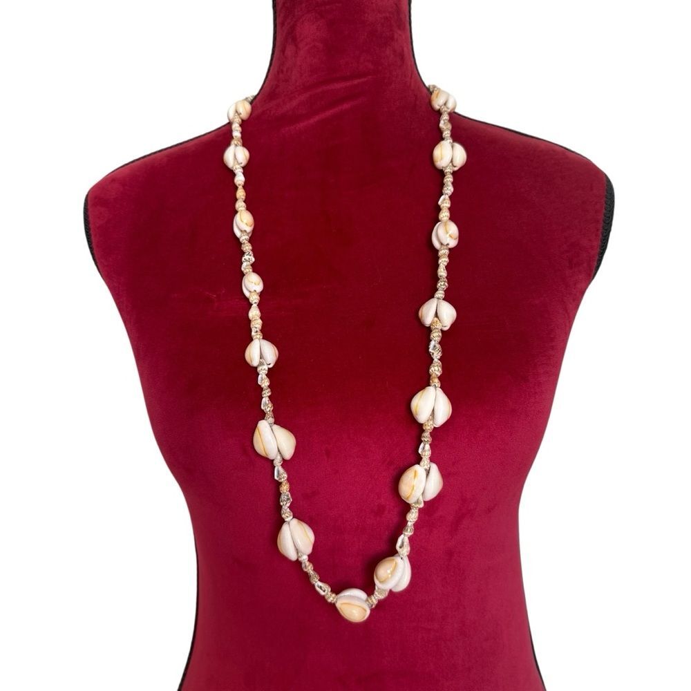 Vintage 70s Cowrie Shell Hawaiian Tahitian Lei Necklace Handmade 32”